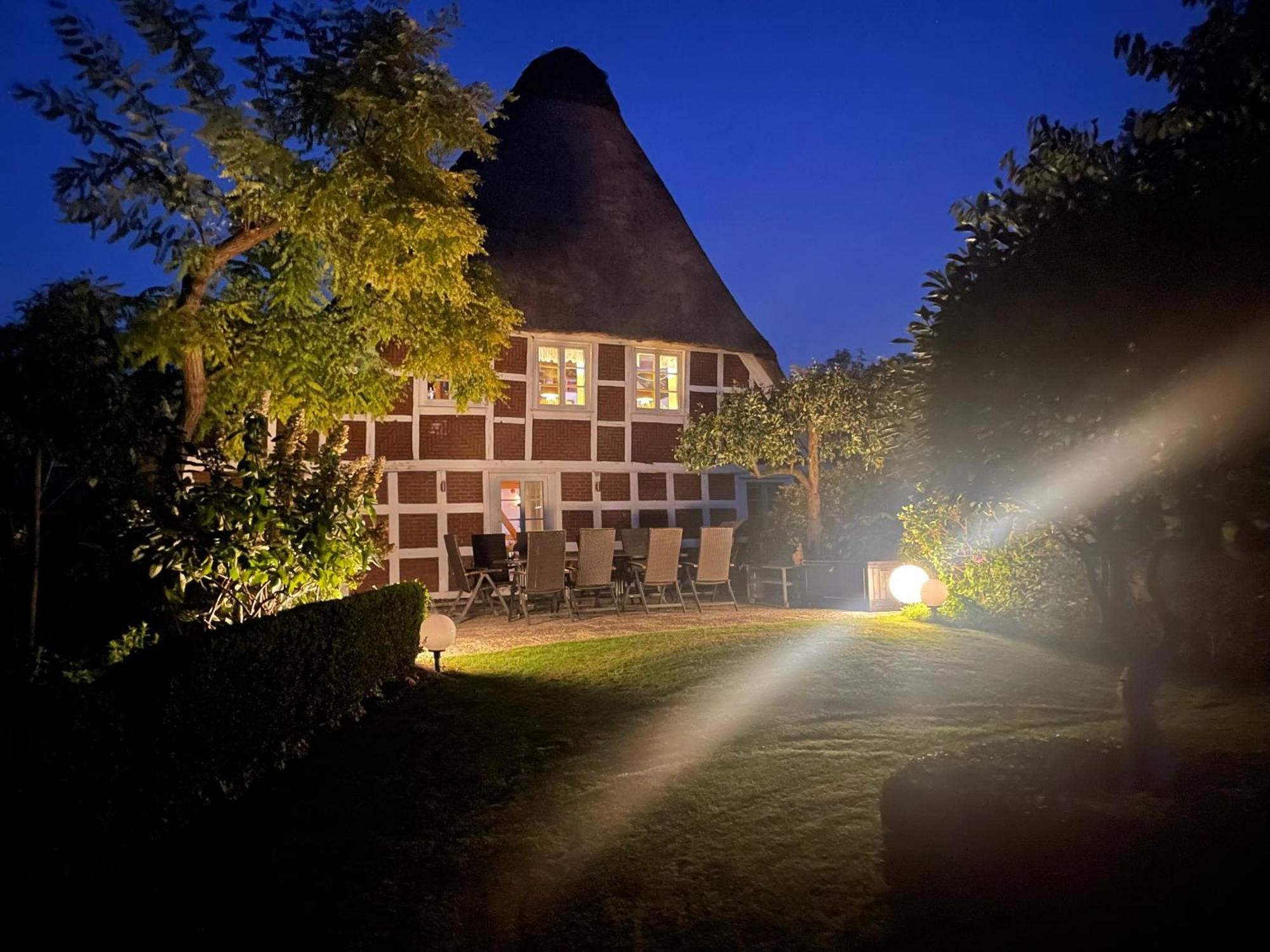 Altes Landhaus Oste, Klavier Appartement, 2 Zimmer Mit Kamin Hemmoor Exterior photo